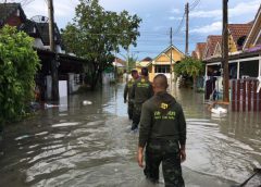 ฝนตกทหารบกก็มา!รอง ฉก.จงอางศึก สั่งยกทัพทหารเกณฑ์ออกช่วยน้ำท่วมหมู่บ้านจัดสรร