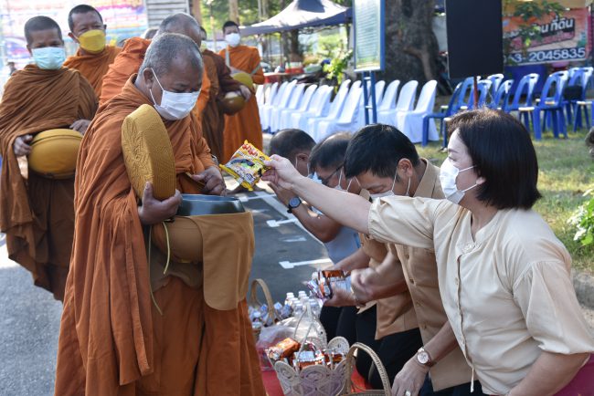 นายอำเภออุทุมพรพิสัย ขอเชิญชวนร่วมงานส่งเสริมถนนสายวัฒนธรรมบ้านเก่าเฮาตำแย ประจำปี2565