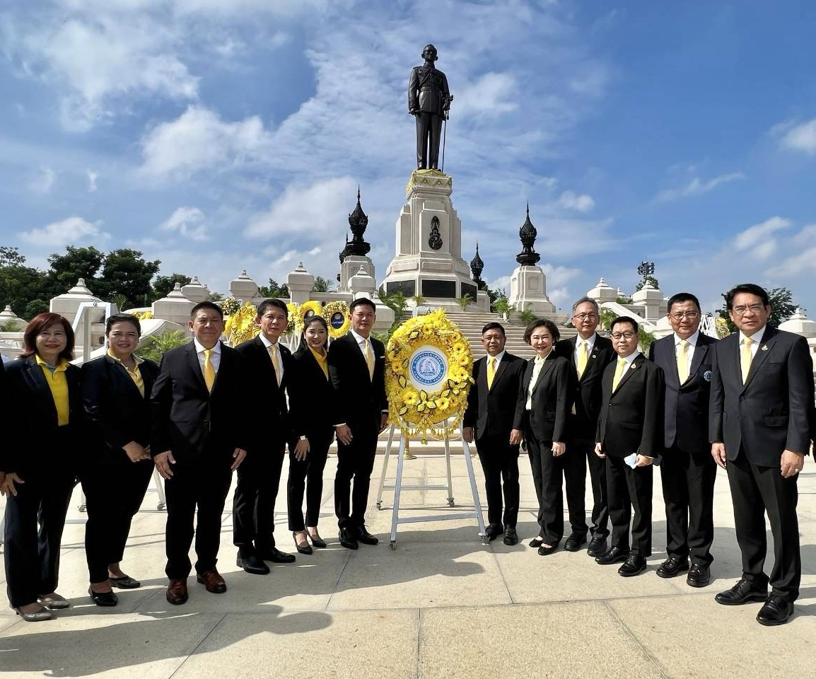 พรรคประชาธิปัตย์น้อมรำลึกในพระมหากรุณาธิคุณ